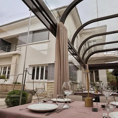 Casablanca - Boutique & Restaurant