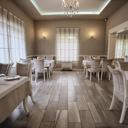 Casablanca - Boutique & Restaurant Szálloda Shkodra