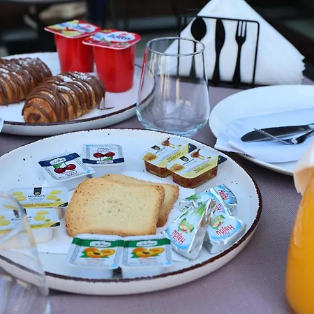 Casablanca - Boutique & Restaurant Shkoder