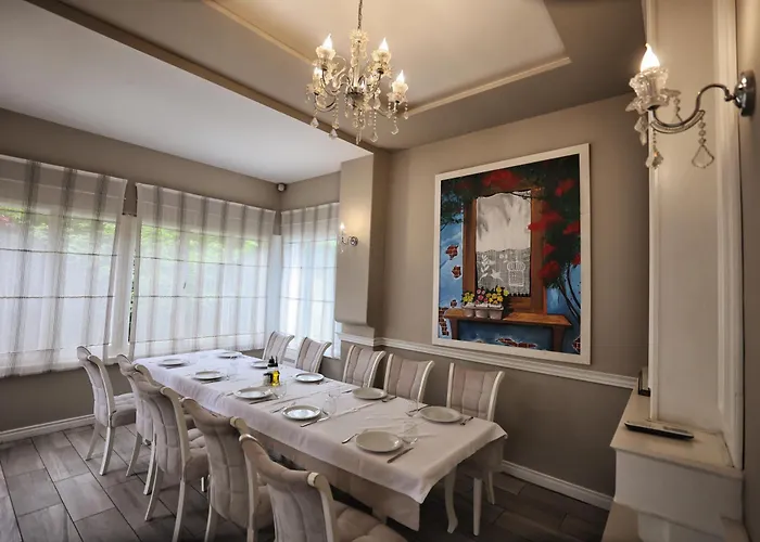 Casablanca - Boutique & Restaurant * Shkodër