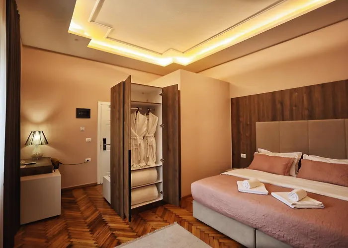 Casablanca - Boutique & Restaurant