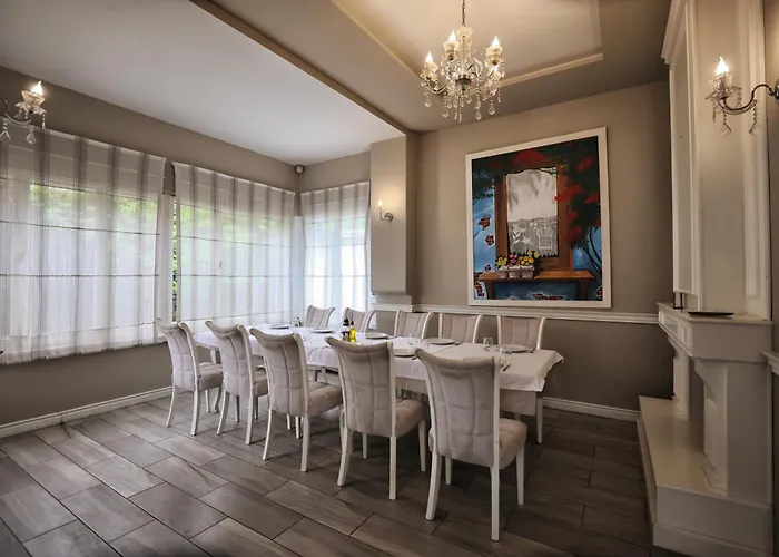 Casablanca - Boutique & Restaurant Szkodra