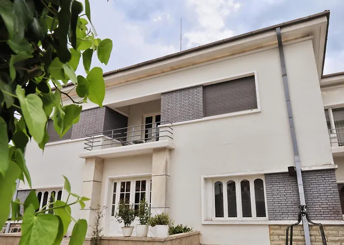 Casablanca - Boutique & Restaurant Hotel Shkodër